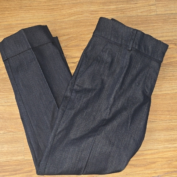 Women's Blue Capris - Picture 4 of 7